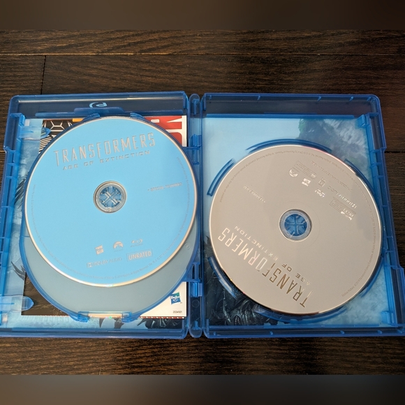 LIKE NEW Transformers Blu-ray movie collection (set of 4) - Picture 11 of 15